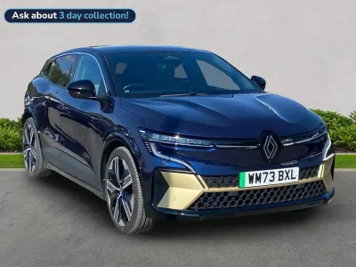 Używany Renault Mégane IV Iconic 159 kW (217 KM) 2024 Niebieski Hatchback