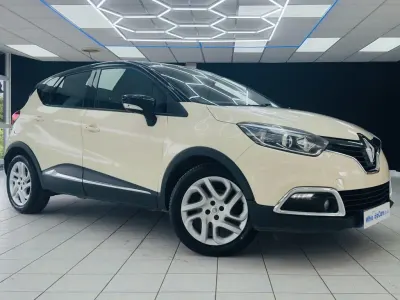 Used Renault Captur Dynamique 90 HP (66 kW) 2014 White SUV