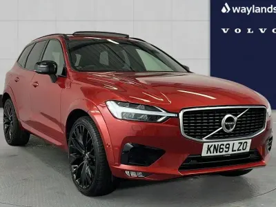 Used Volvo XC60 R-Design 232 HP (170 kW) 2019 Red SUV