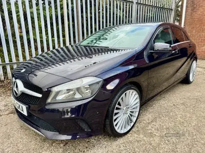 Used Mercedes A180 Executive 109 HP (80 kW) 2016 Mauve/purple Hatchback