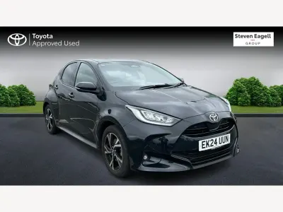 Used Toyota Yaris Design 116 HP (85 kW) 2024 Black Hatchback