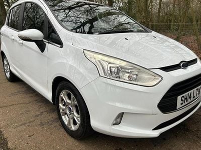 White Used 2014 Ford B-MAX Zetec MPV | £4,195 (Fair price)