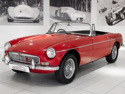 Used MG B 95 HP (69 kW) 1980 Red Cabriolet