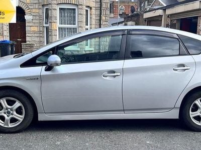 Used Toyota Prius 136 HP (100 kW) 2009 Silver Hatchback