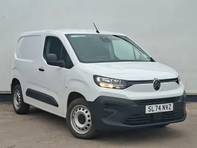 Used Citroën Berlingo 100 HP (73 kW) 2024 White MPV