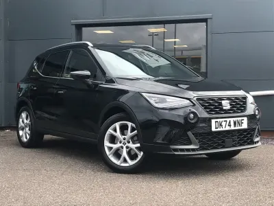 Used Seat Arona FR 115 HP (84 kW) 2024 Black SUV