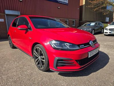 Usado VW Golf VII GTD 184 HP (135 kW) 2017 Vermelho Citadino