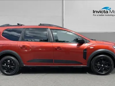 Used Dacia Jogger Extreme 110 HP (80 kW) 2023 Brown MPV