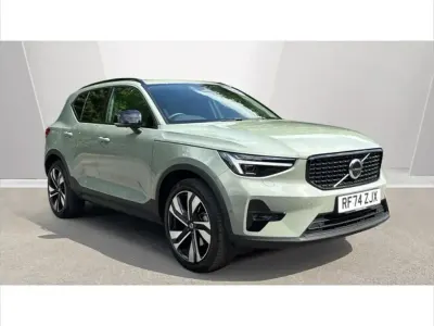 Used Volvo XC40 Ultra 197 HP (144 kW) 2025 Green SUV