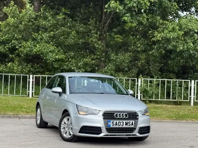 Used Audi A1 105 HP (77 kW) 2012 Silver Hatchback