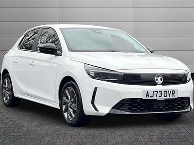 Used Vauxhall Corsa Design Edition 75 HP (55 kW) 2024 Arctic white Hatchback