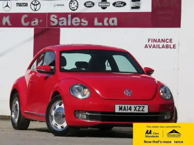 Used VW Beetle Design 105 HP (77 kW) 2014 Red Hatchback