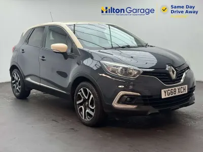 Used Renault Captur Iconic 2018 Blue and cream SUV