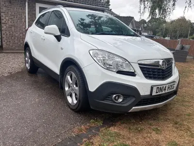 Used Vauxhall Mokka 140 HP (102 kW) 2014 White SUV