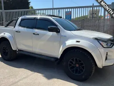 Usado Isuzu D-Max 165 HP (121 kW) 2024 Cabrios