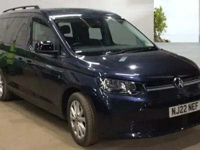 Used VW Caddy R 102 HP (75 kW) 2022 Blue MPV