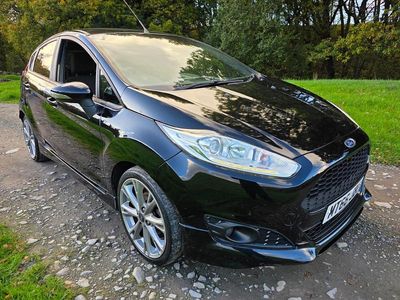Black Used 2016 Ford Fiesta ST-Line Hatchback | £4,495 (Fair price)