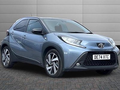 Used Toyota Aygo X 72 HP (52 kW) 2024 Persian salt with black SUV