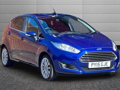 Usado Ford Fiesta Titanium X 100 HP (73 kW) 2015 Azul Citadino