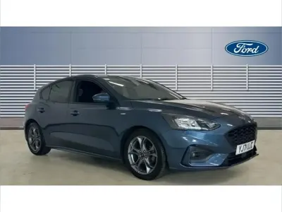 Used Ford Focus ST-Line 117 HP (86 kW) 2021 Blue Hatchback