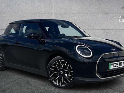 Usado Mini Cooper SE Hatch 158 kW (215 CV) 2025 Negro Utilitario