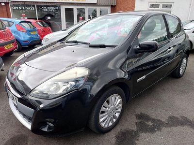 Usado Renault Clio II 75 HP (55 kW) 2011 Preto Citadino