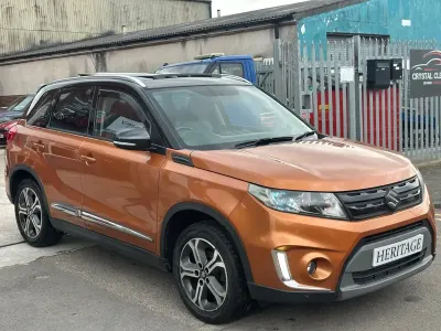 Gebraucht Suzuki Vitara SZ5 120 PS (88 kW) 2015 Orange SUV