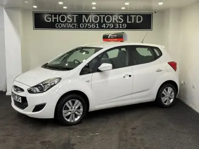 Usado Hyundai ix20 Active 90 HP (66 kW) 2013 Branco Citadino
