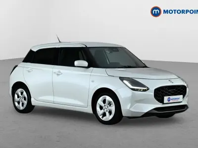 Used Suzuki Swift 2024 White Hatchback