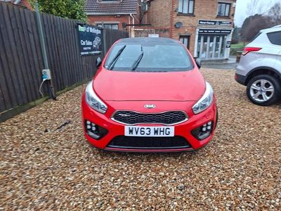 Used Kia Ceed 2013 Red Hatchback