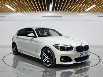 Usado BMW 118 M Sport 150 HP (110 kW) 2017 Branco Citadino
