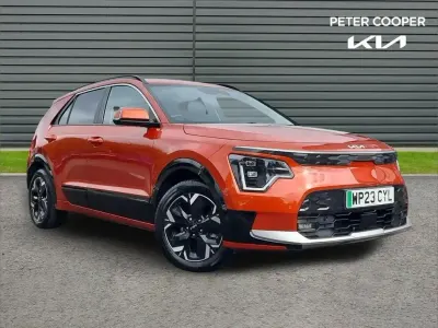 Used Kia e-Niro 150 kW (204 HP) 2023 Orange SUV