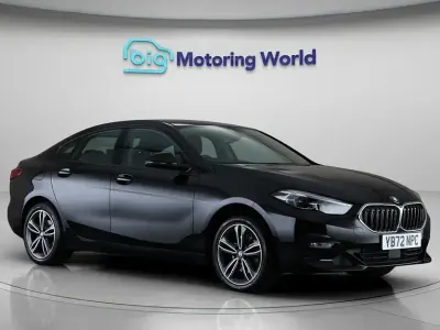 Begagnad BMW 218 Sport Line 136 HK (100 kW) 2023 Svart Sedan