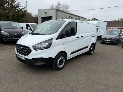 Used Ford Transit Custom 105 HP (77 kW) 2019 White Van