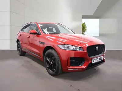 Używany Jaguar F-Pace R-Sport 250 KM (183 kW) 2018 Czerwony SUV