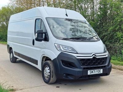 Usado Citroën Relay 140 HP (102 kW) 2022 Branco Van