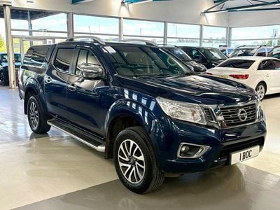 Usado Nissan Navara Tekna 190 HP (139 kW) 2017 Azul Pickup