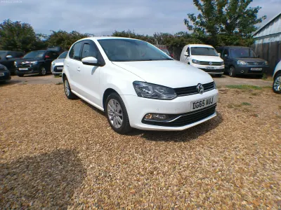 Used VW Polo SE 2015 White Hatchback