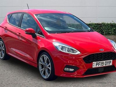 Usado Ford Fiesta ST-Line 101 HP (74 kW) 2019 Vermelho Citadino