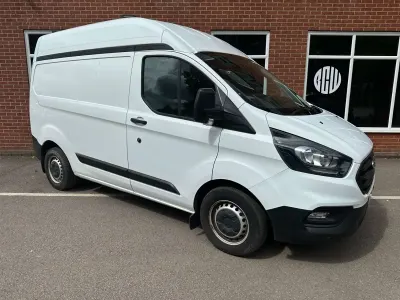 Used Ford Transit Custom 105 HP (77 kW) 2019 White Van