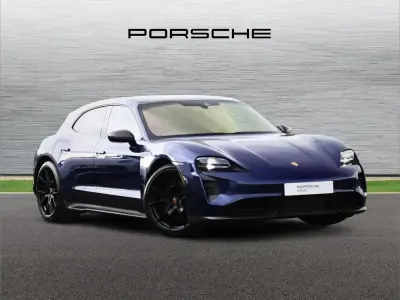 Usado Porsche Taycan 439 kW (598 CV) 2022 Azul Familiar