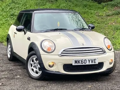 Usado Mini Cooper Hatch 2010 Branco Citadino