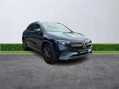 Käytetty Mercedes EQA250 AMG line 139 kW (190 HP) 2021 Sininen Katumaasturi