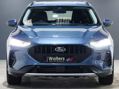 Used Ford Focus Active X 155 HP (114 kW) 2023 Blue Estate