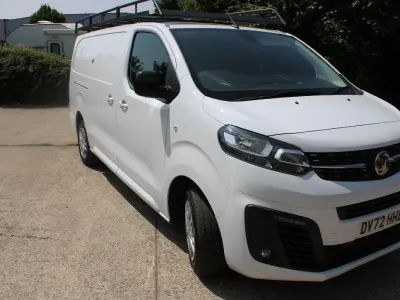 Used Vauxhall Vivaro Sportive 100 HP (73 kW) 2022 White MPV