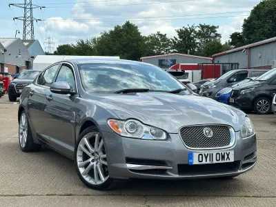 Usado Jaguar XF Premium Luxury 2011 Cinzento Sedan