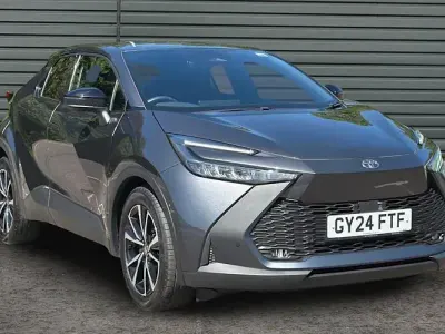 Used Toyota C-HR Design 140 HP (102 kW) 2026 SUV