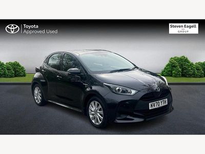 Used Toyota Yaris Hybrid 116 HP (85 kW) 2020 Black Hatchback
