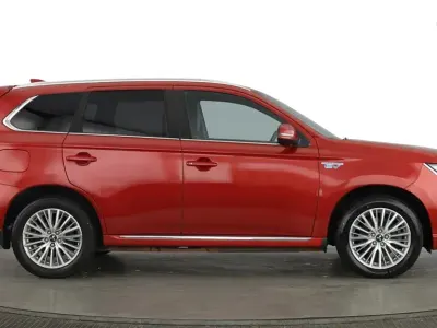 Used Mitsubishi Outlander P-HEV 2018 Red SUV