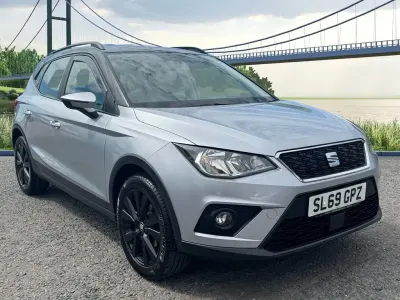 Used Seat Arona SE Technology 115 HP (84 kW) 2019 Silver SUV
